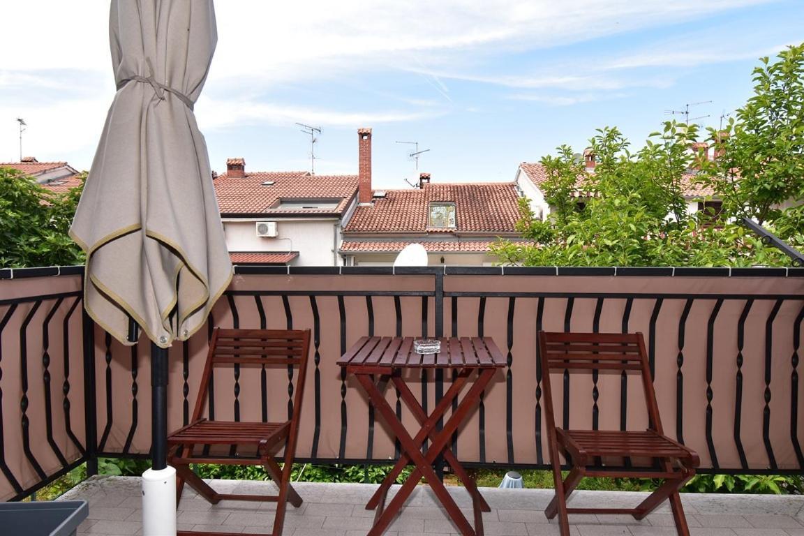 Superior Familiy Apartment Tina Врсар Екстер'єр фото